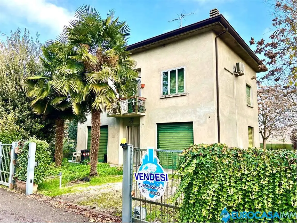 Casa indipendente in vendita a Novi di Modena
