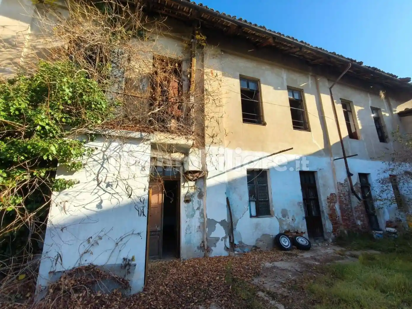 Rustico - Casale in vendita a Sanfrè