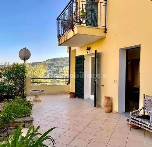 Appartamento in vendita a Dolcedo