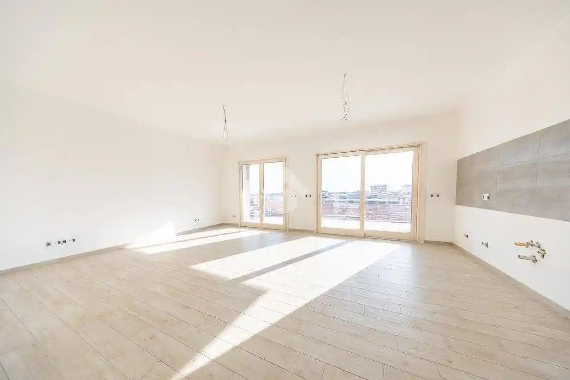 Quadrilocale via casal bianco 5, Collefiorito, Guidonia Montecelio - foto 2