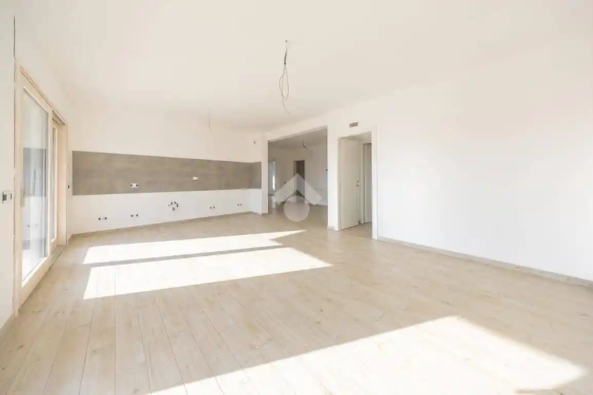 Quadrilocale via casal bianco 5, Collefiorito, Guidonia Montecelio - foto 4