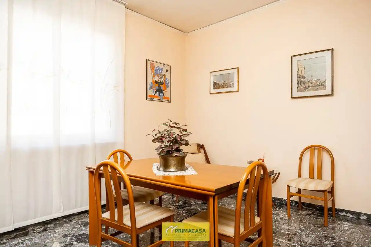 Appartamento buono stato, terzo piano, Borgo Venezia, Verona - foto 3