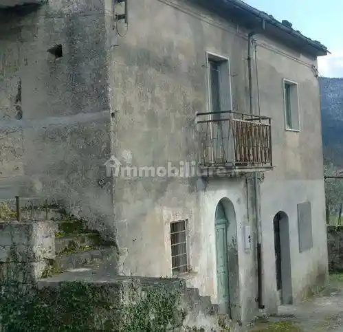 Villa in vendita a Rocchetta a Volturno