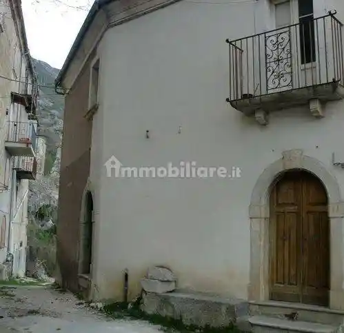 Appartamento in vendita a Rocchetta a Volturno