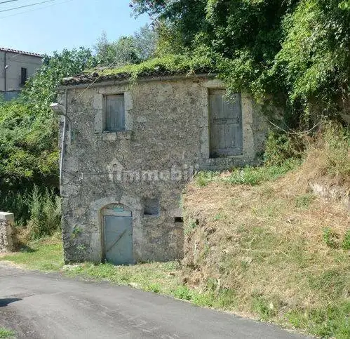 Rustico - Casale in vendita a Castel San Vincenzo