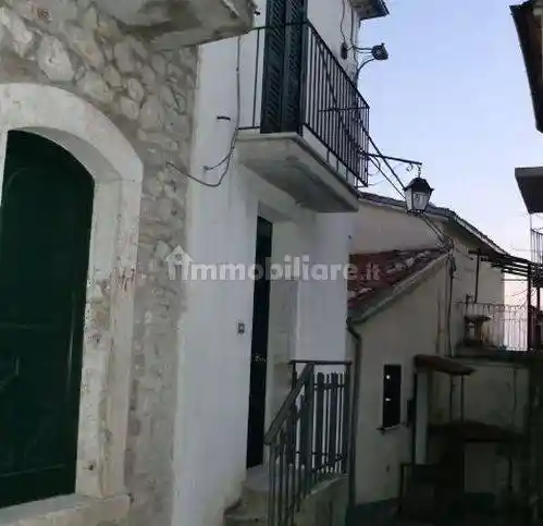 Villa unifamiliare via Fraz, San Vittorino, Cerro al Volturno - foto 2