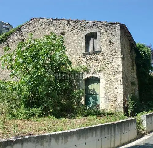Rustico - Casale in vendita a Castel San Vincenzo
