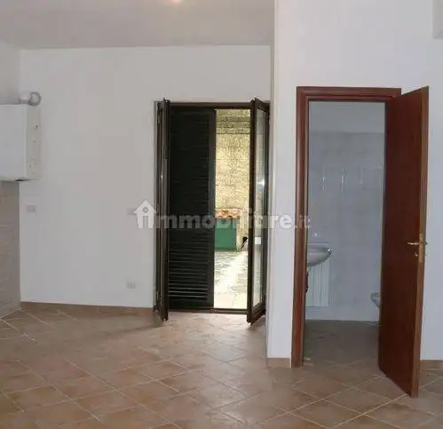 Quadrilocale via Parco Sabrina, Castel San Vincenzo - foto 2