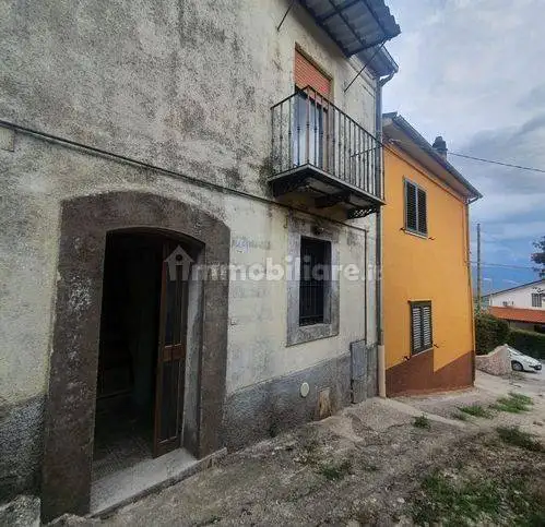 Casa indipendente in vendita a Colli a Volturno