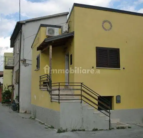 Villa in vendita a Rocchetta a Volturno