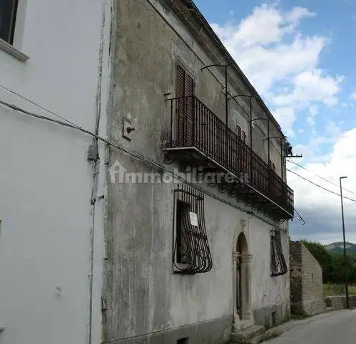 Villa in vendita a Rocchetta a Volturno