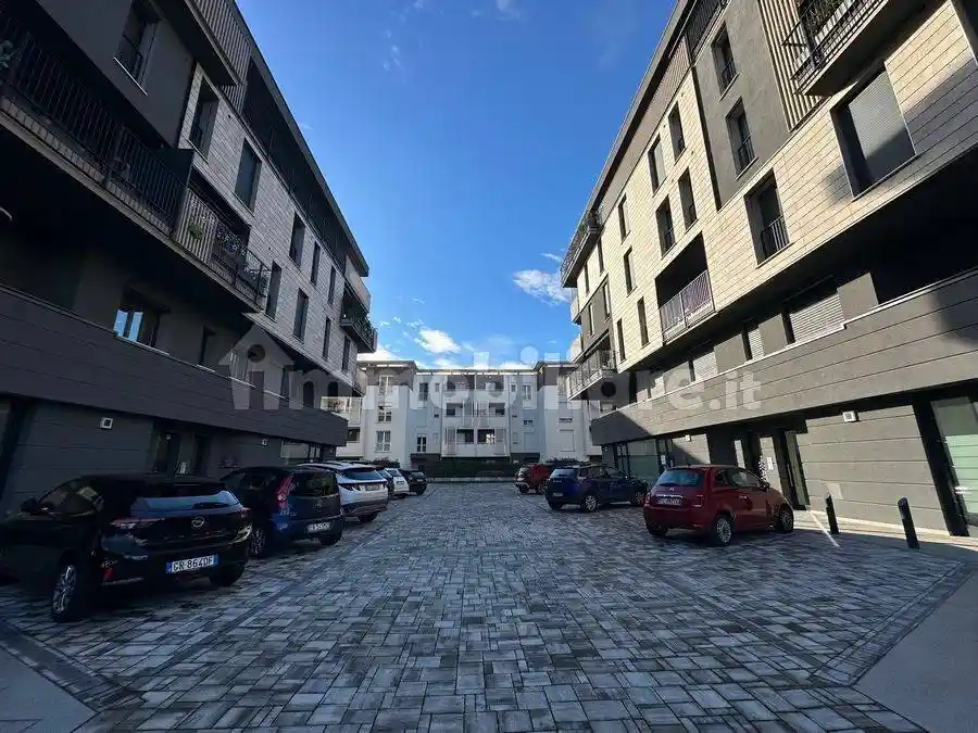 Bilocale via Bissolati 7, Villaggio Ferrari - Duca degli Abruzzi, Brescia - foto 2