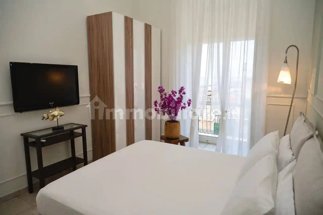 Quadrilocale via Andrea Sabatini 11, Centro Storico - Teatro Verdi, Salerno - foto 4