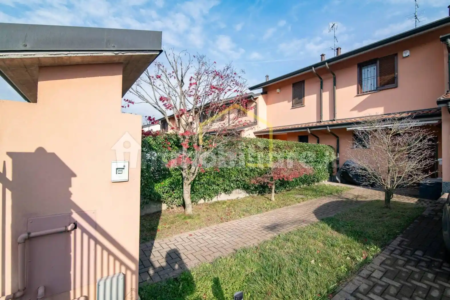 Villa a schiera via Padre Giuseppe Puglisi 37, Vernate - foto 2