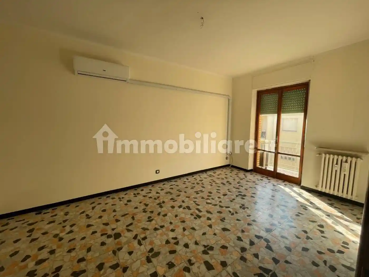 Trilocale buono stato, quinto piano, Borgo Rovereto - Piscina, Alessandria - foto 2