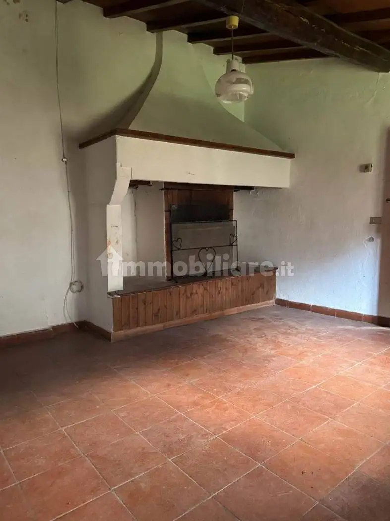 Appartamento in vendita a Dicomano