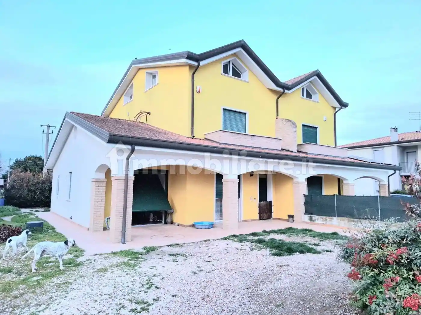 Villa bifamiliare via P. Nenni 18, Centro, Gavello - foto 3