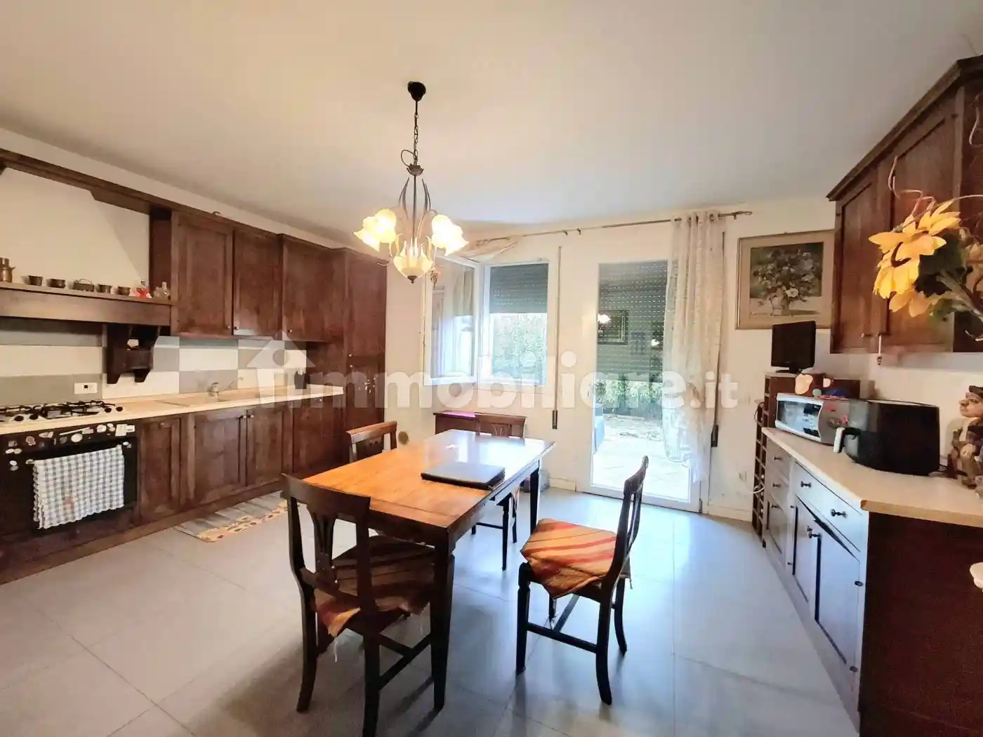 Villa bifamiliare via P. Nenni 18, Centro, Gavello - foto 5