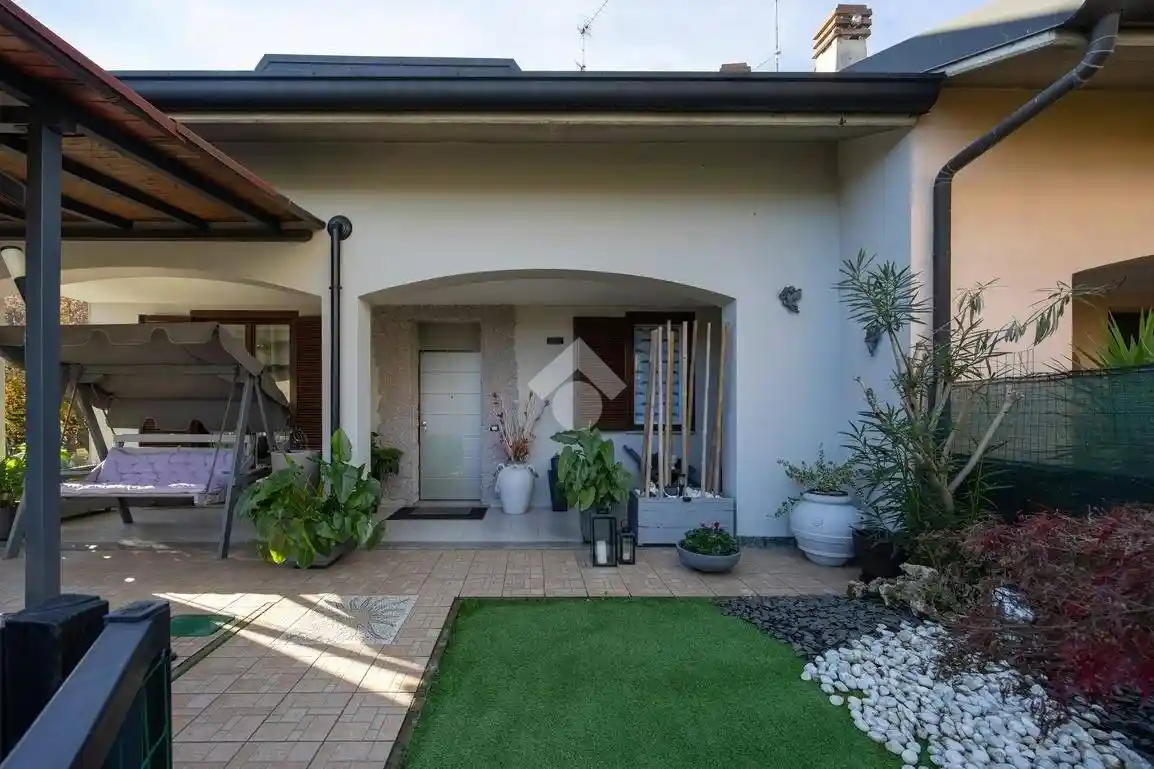 Villetta a schiera - foto 2