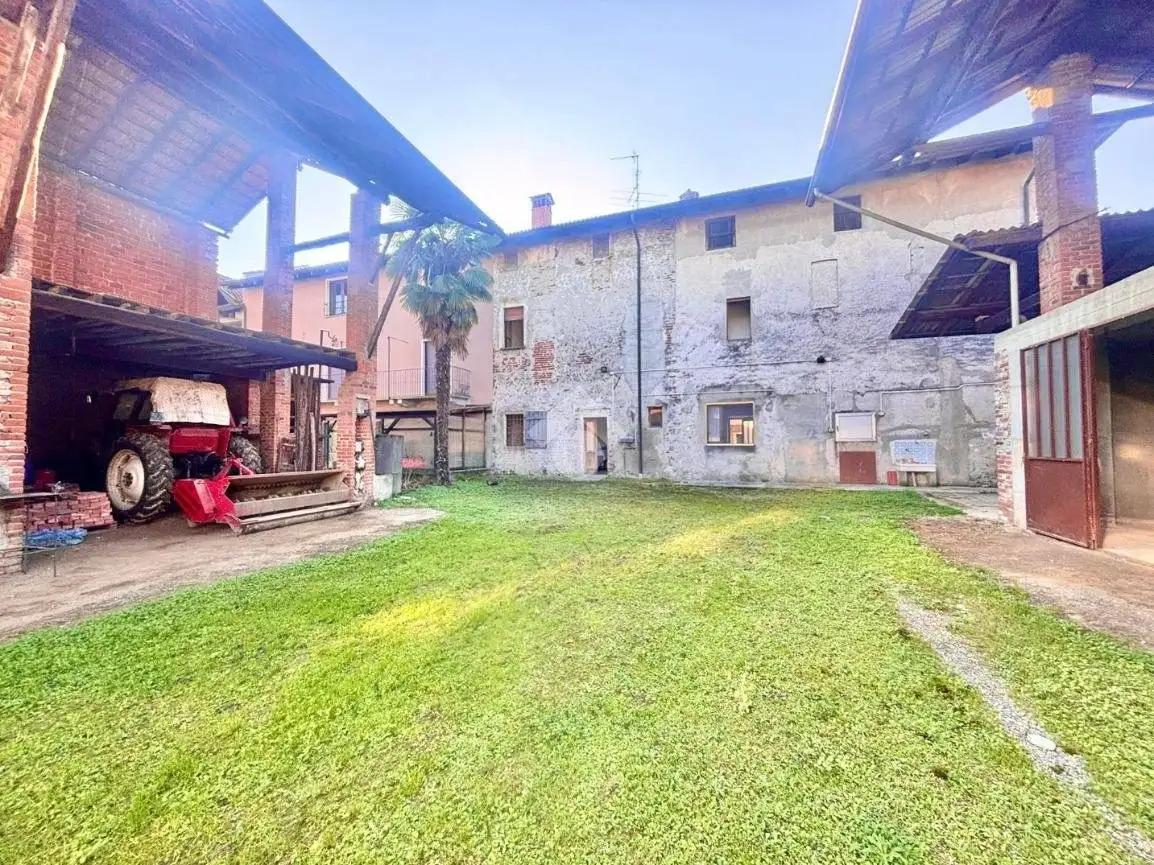 Rustico - Casale in vendita a Landiona