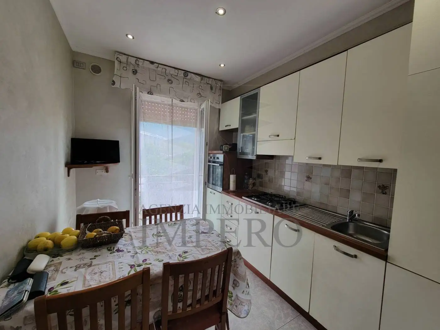 Trilocale corso della Repubblica 136, Centro, Camporosso - foto 5