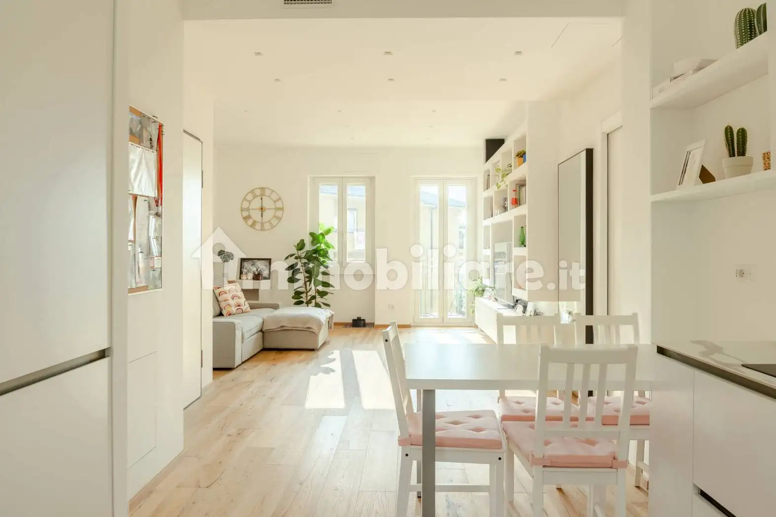 Appartamento in vendita a Longone al Segrino