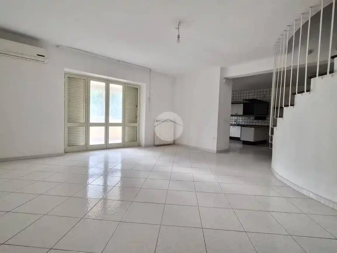 Villa bifamiliare Quinto viale Parco della Noce, Varcaturo, Giugliano in Campania - foto 3