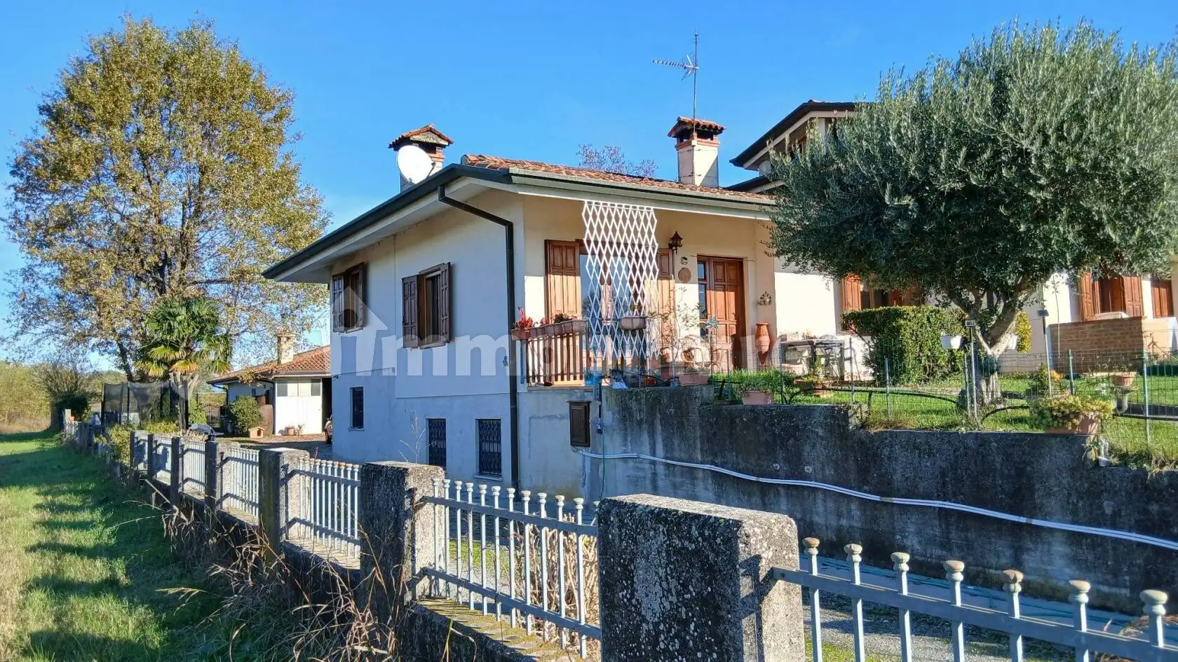 Villa bifamiliare Località Case Sparse Campolonghetto 4, Bagnaria Arsa - foto 4