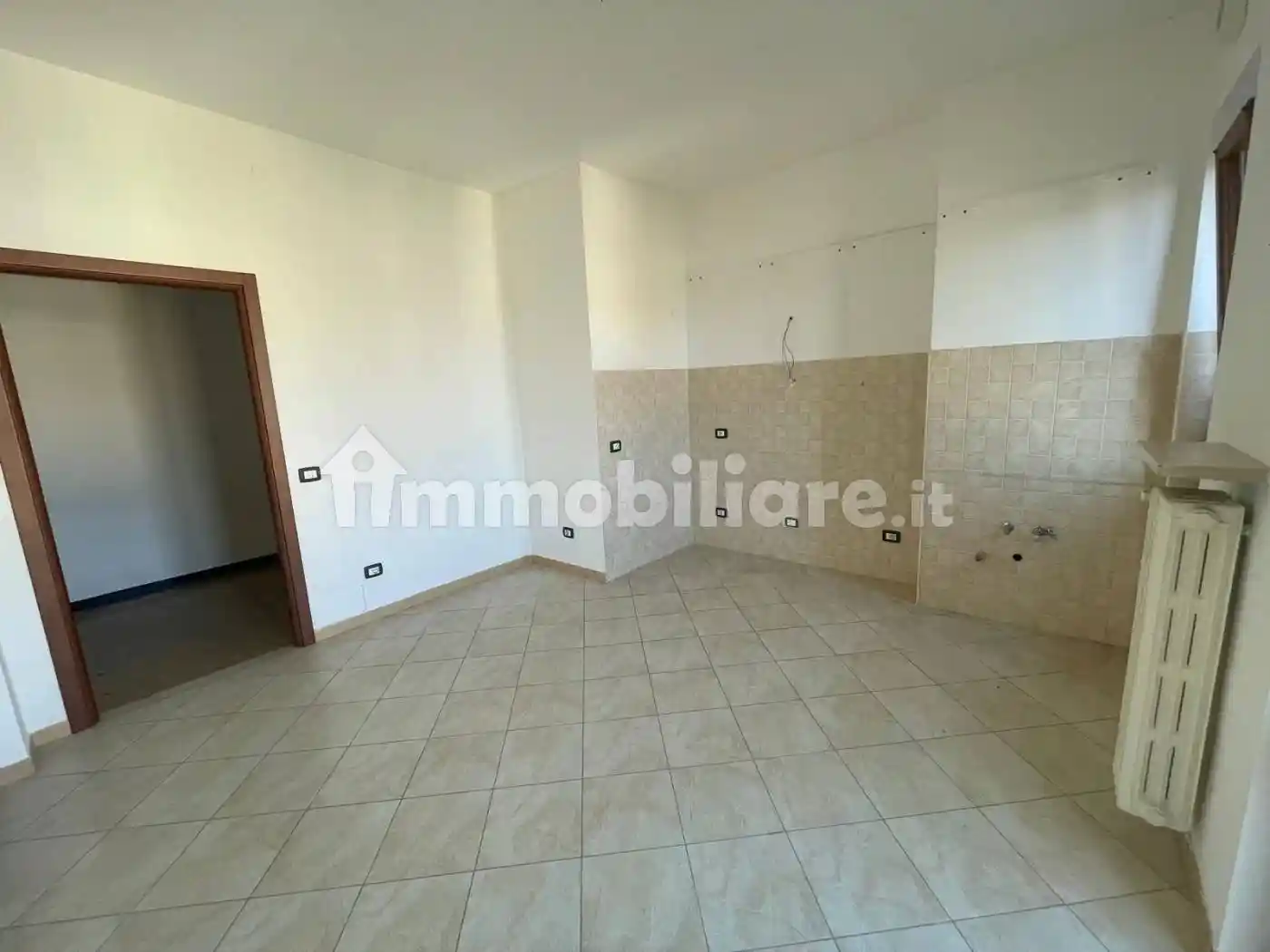 Trilocale buono stato, terzo piano, Borgo Rovereto - Piscina, Alessandria - foto 2