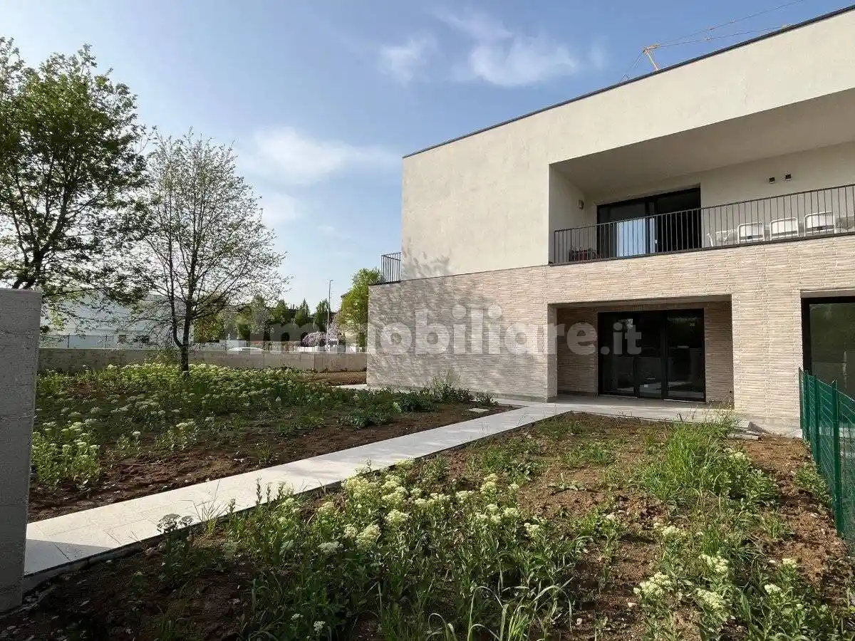 Quadrilocale via Alessandro Tassoni, Canali - Capriolo, Reggio Emilia - foto 2