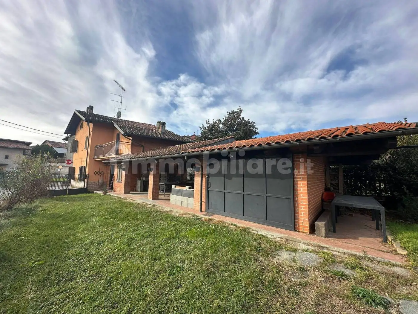 Villa in vendita a Dorzano