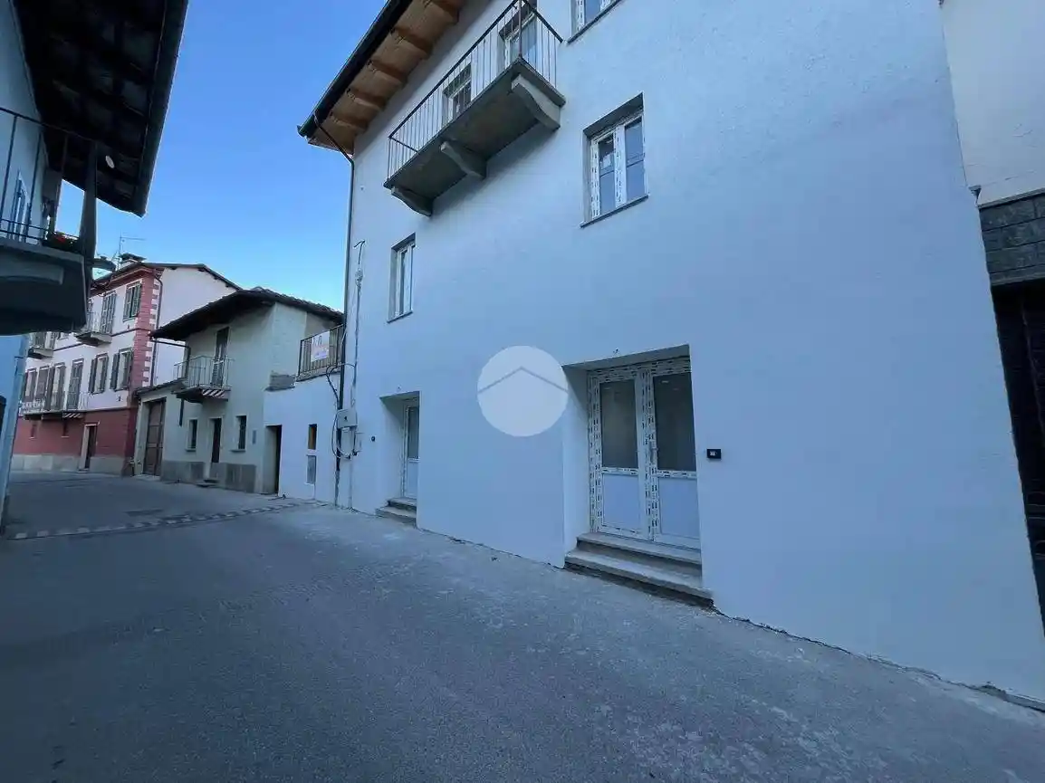 Bilocale via Carle Costanzo 157, Centro, Barge - foto 2