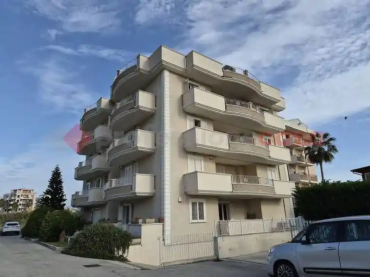 Quadrilocale via Abruzzo , 114, Centro, Alba Adriatica - foto 3