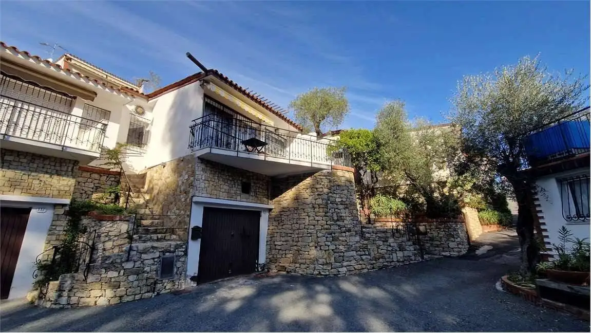 Villetta a schiera in vendita a Diano Marina