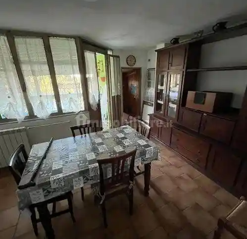 Villa a schiera 5 locali, da ristrutturare, San Carlo - Antona, Massa - foto 2