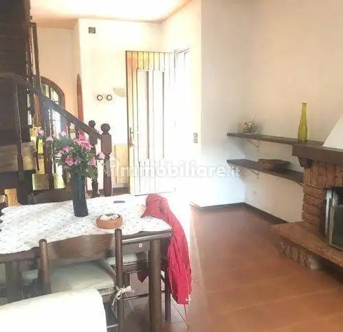 Villetta a schiera in vendita a Montignoso