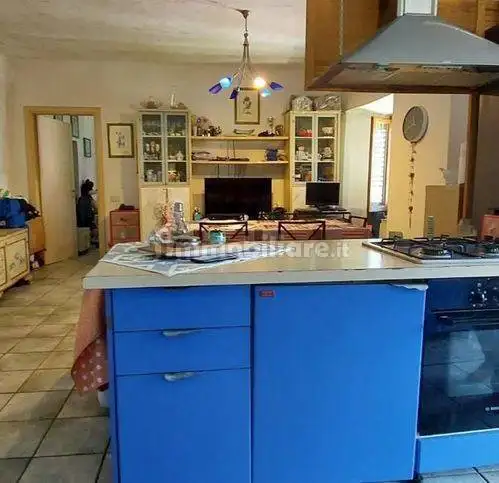 Appartamento in vendita a Massa