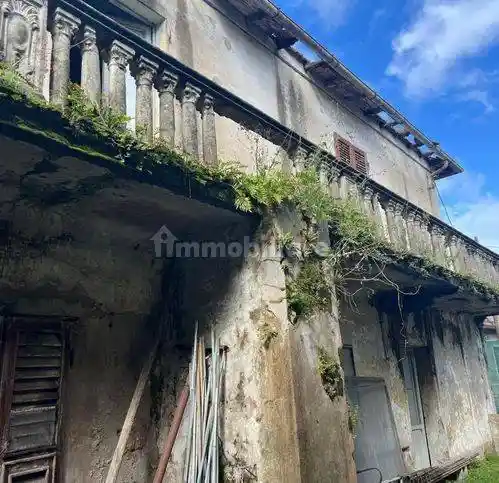 Villa a schiera 5 locali, da ristrutturare, Rinchiostra - Quercioli, Massa - foto 3