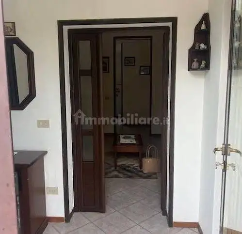 Casa indipendente in vendita a Massa