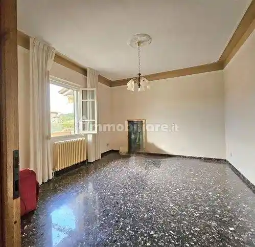 Villa unifamiliare, ottimo stato, 130 m², Romagnano, Massa - foto 2