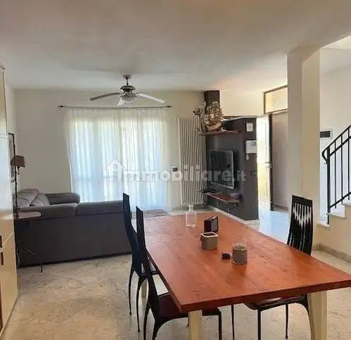 Villa in vendita a Massa