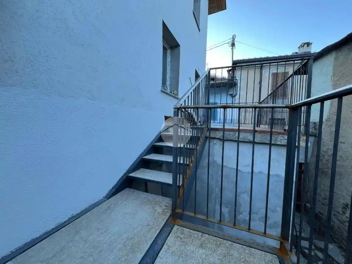 Trilocale via Carle Costanzo 157, Centro, Barge - foto 3