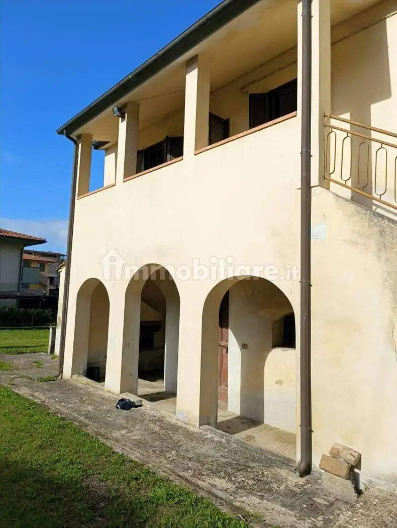 Terratetto unifamiliare 195 m², buono stato, Centro, Capannoli - foto 3