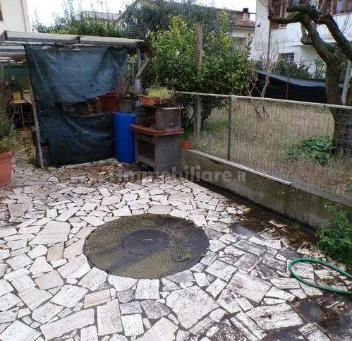 Villa in vendita a Cascina