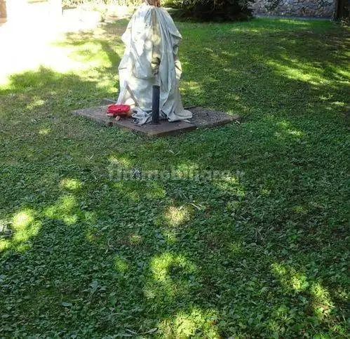 Villa in vendita a Cascina