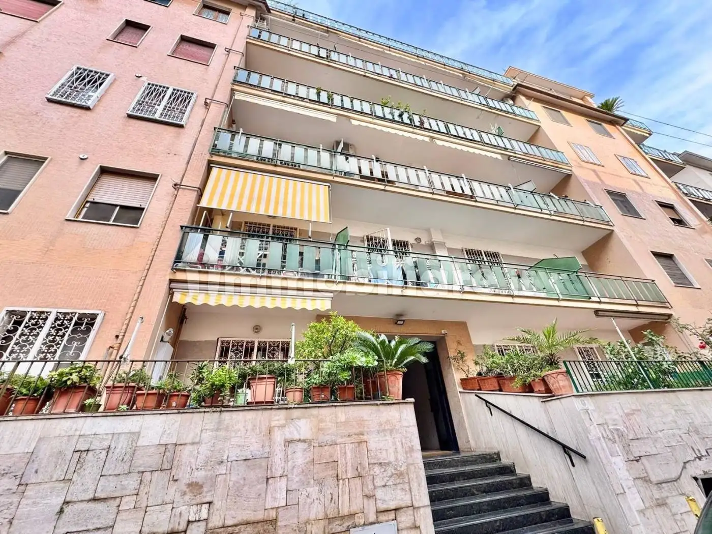 Appartamento in affitto a Napoli