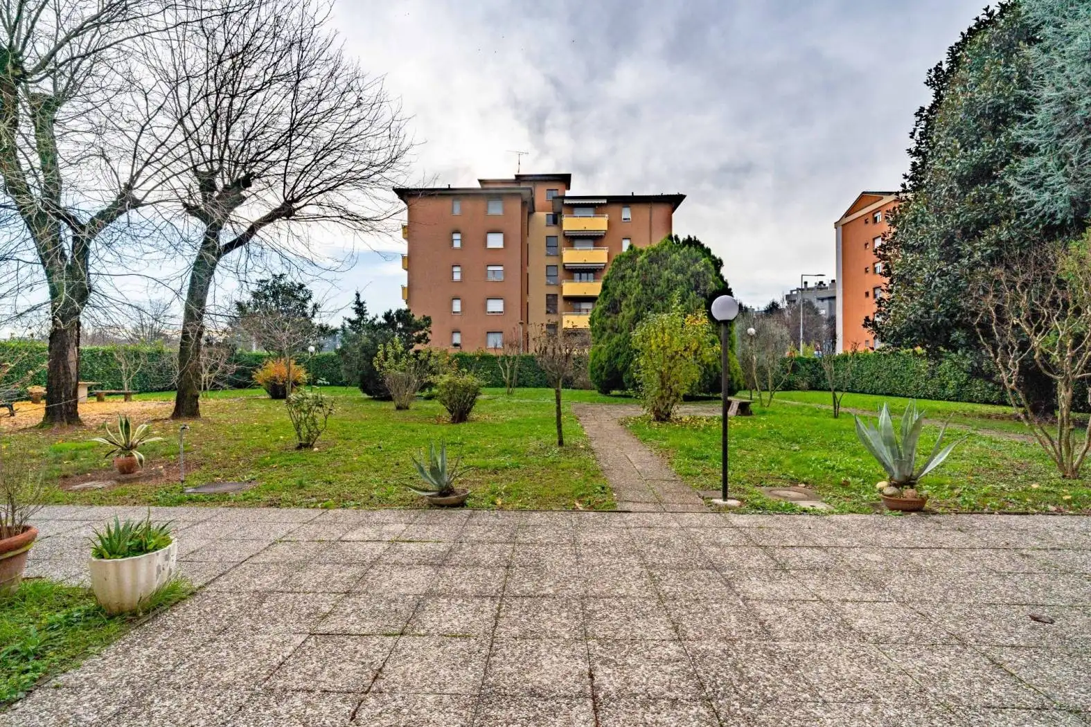 Appartamento in vendita a Rho