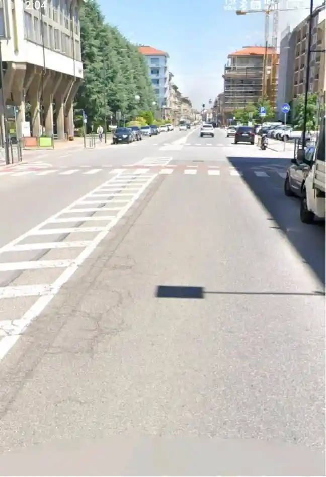 Trilocale da ristrutturare, secondo piano, Centro, Cuneo - foto 2