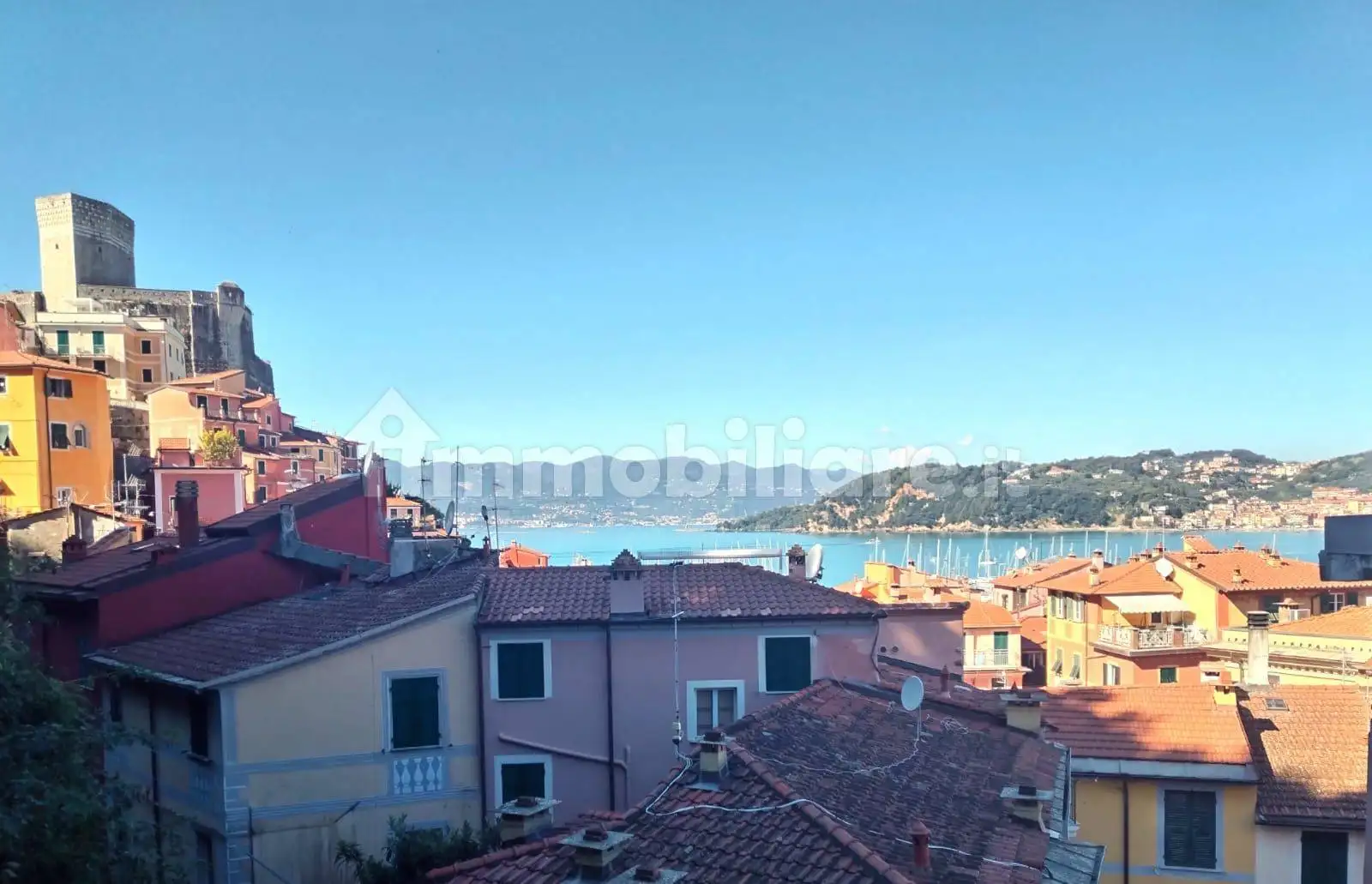 Casa indipendente in vendita a Lerici