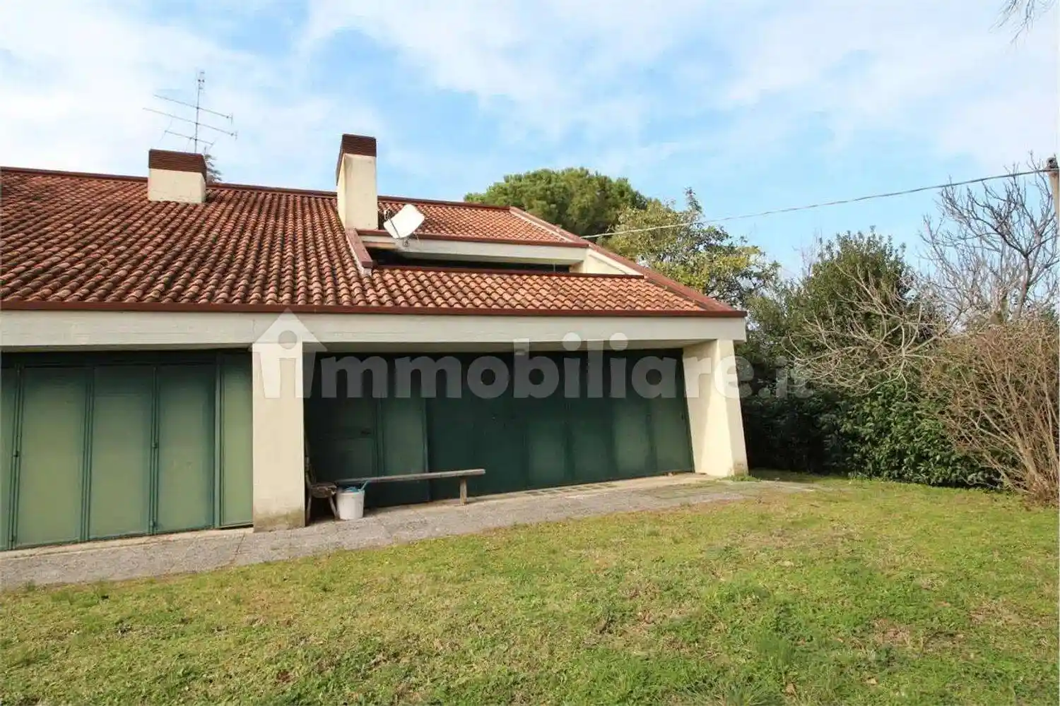 Villa in vendita a Vallefoglia